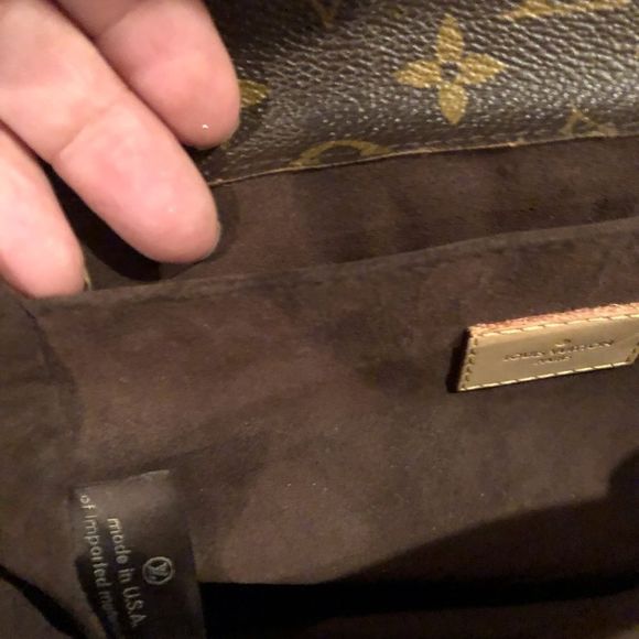 Authentic Métis Pochette 🎉host pick💕 - Picture 6 of 7